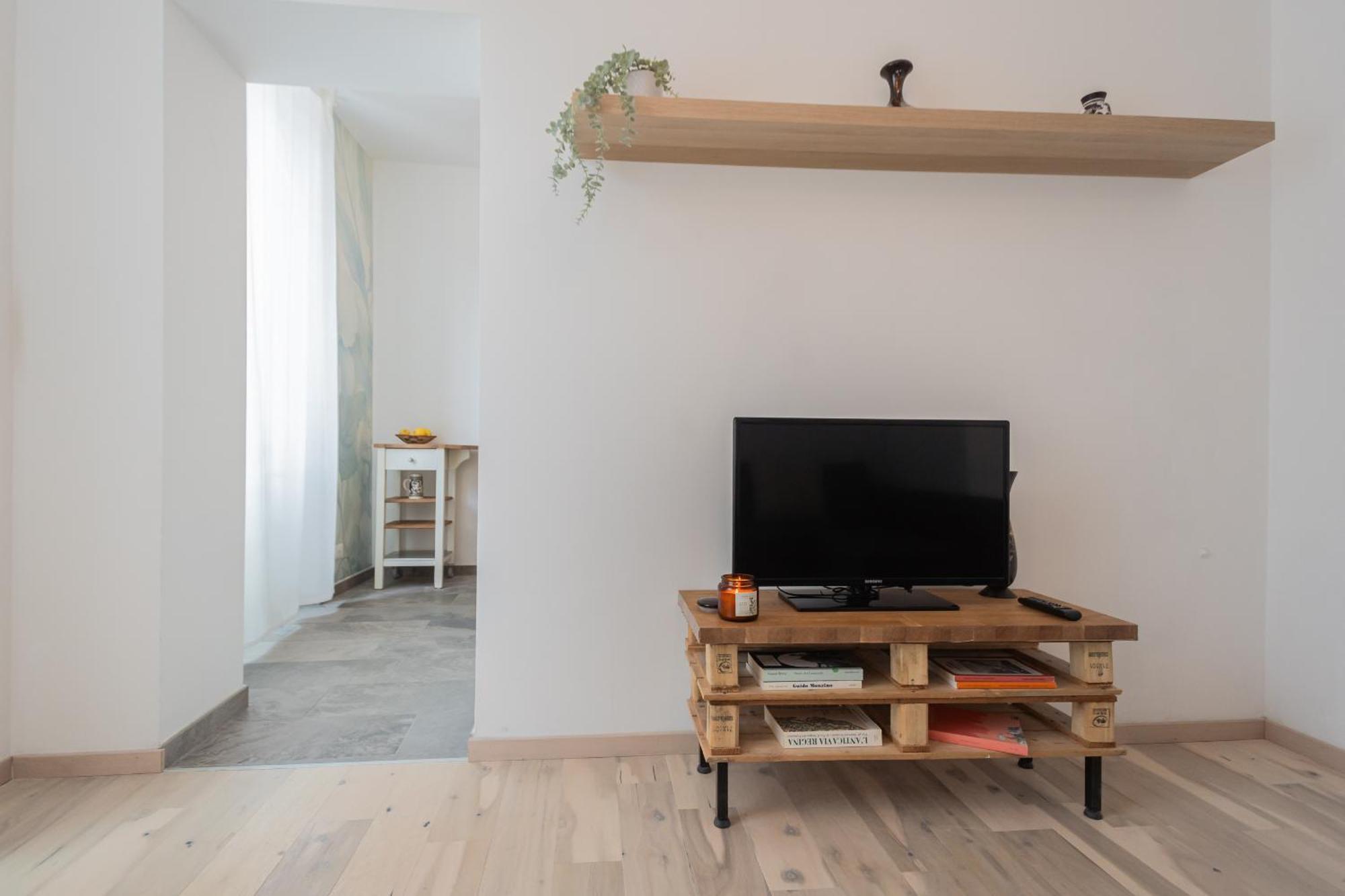 Old Court Hideaway By Rent All Como Exterior foto