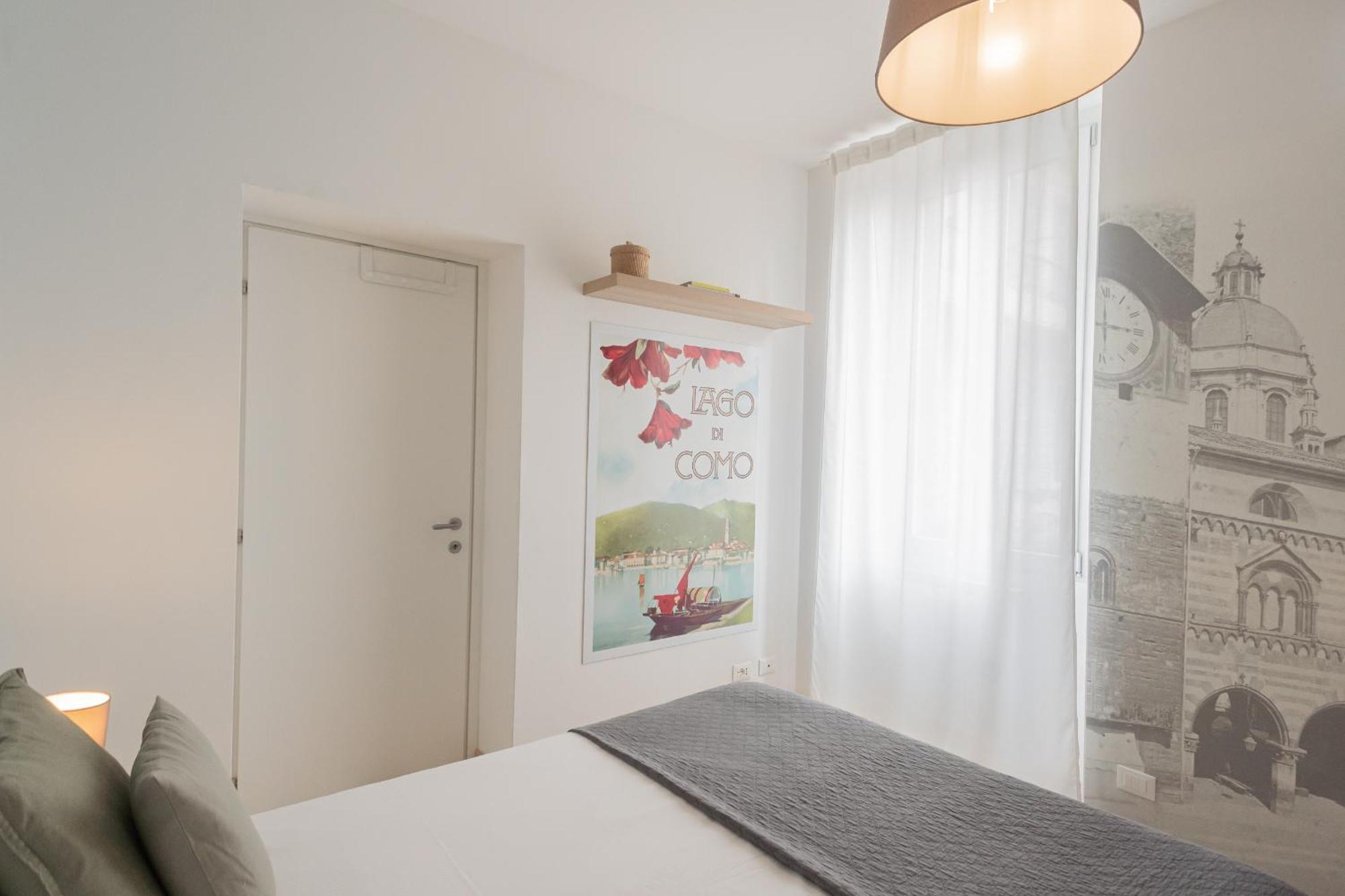 Old Court Hideaway By Rent All Como Exterior foto
