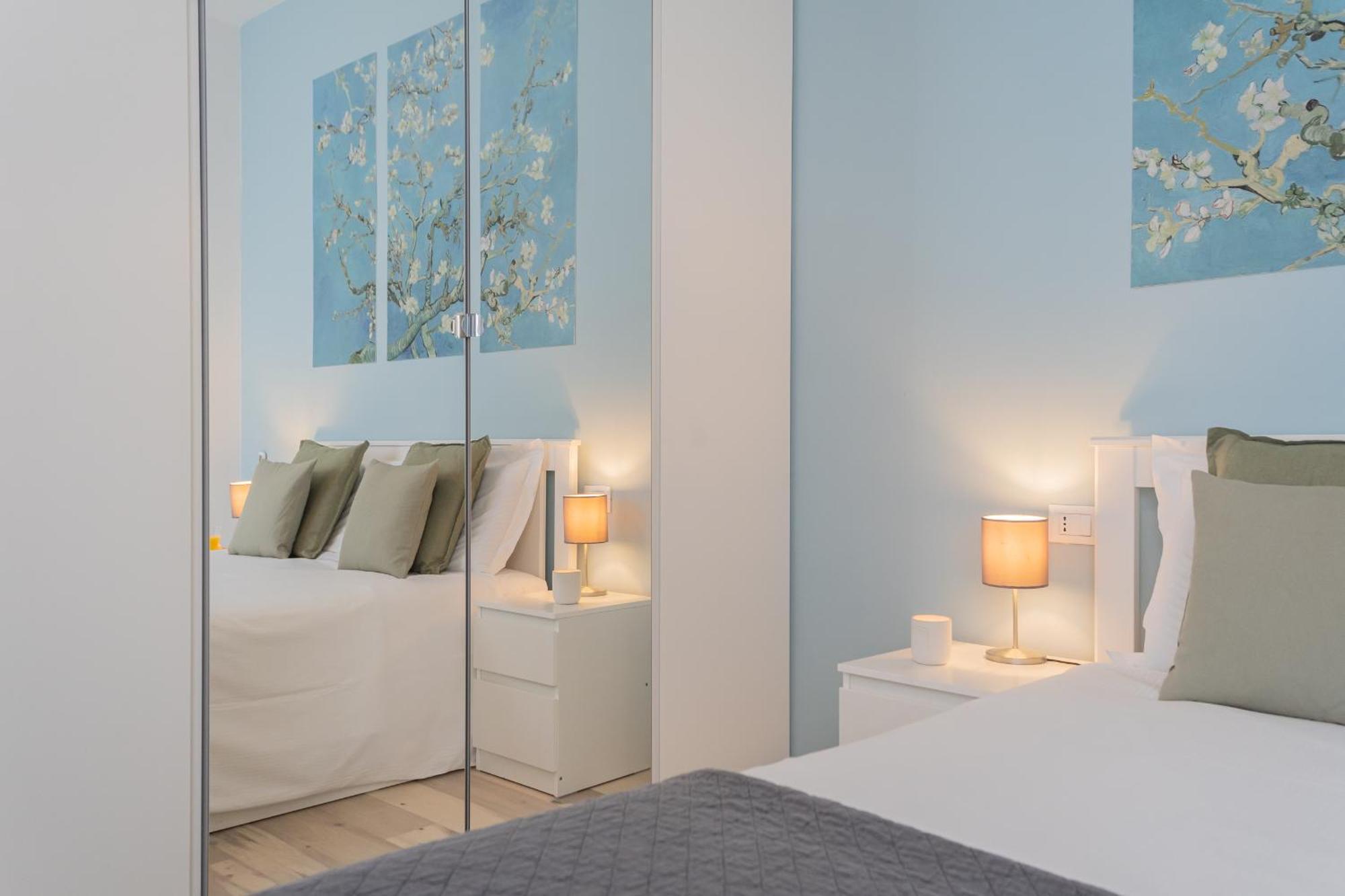 Old Court Hideaway By Rent All Como Exterior foto